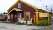 PICTURES/Maine/t_Raye Mustard Store1.JPG